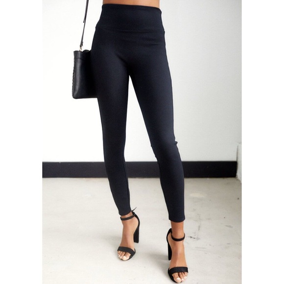 SPANX Pants - Spanx Ankle Ponte Leggings